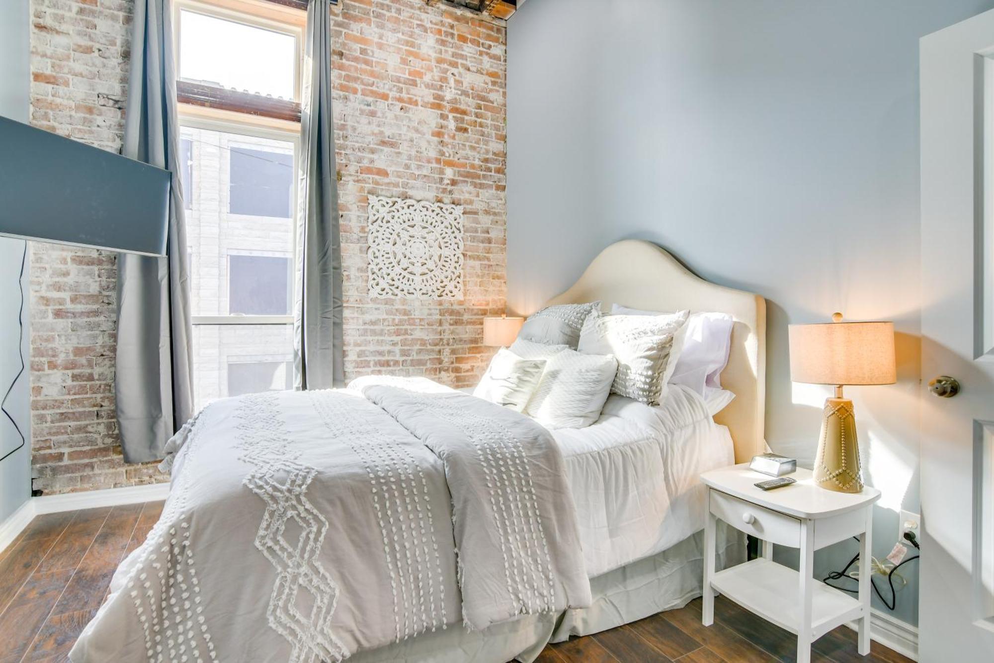 Dtwn Loft In The Heart Of Monett Pets Welcome! Zewnętrze zdjęcie